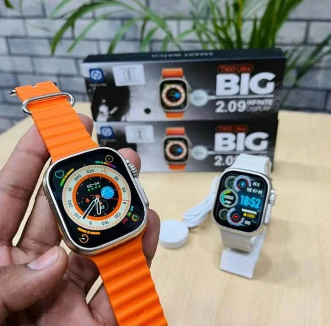 20+ Feature Smart Watch: Style, Fitness & Function in One